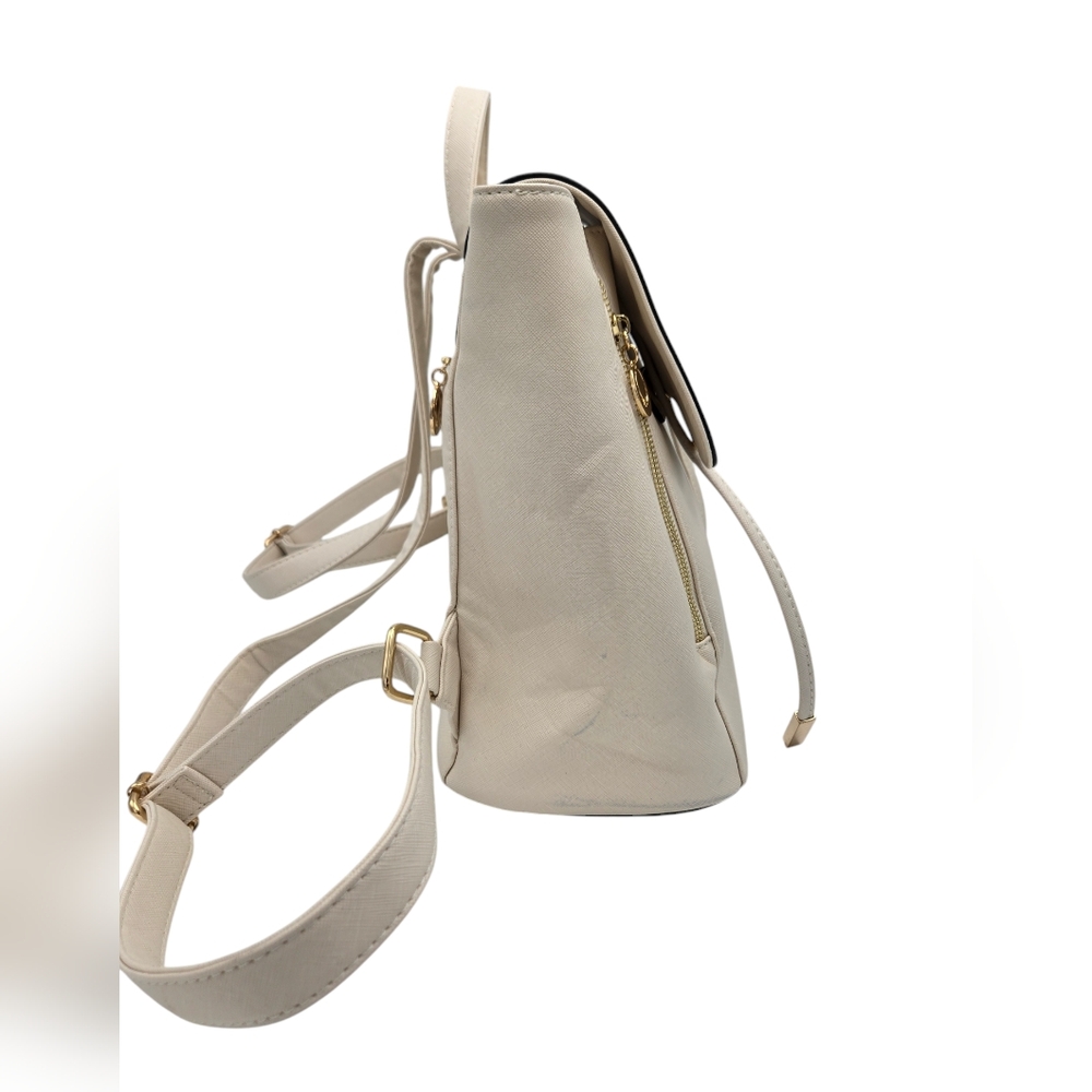 Wink Kangaroo Backpack Purse Bag Winter White Side Zippers Adjustable Straps - Picture 2 of 16